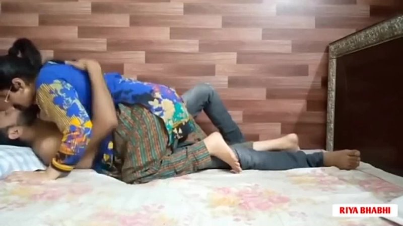 Indian bhabhi cheating with husband and fucking from brother in law in cowg mp4